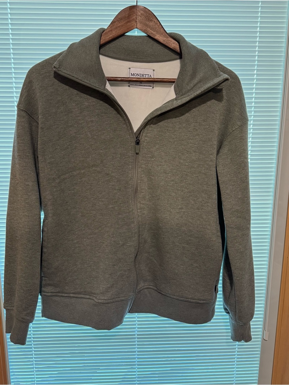 Mondetta Women’s Green Full-Zip Sweater Jacket